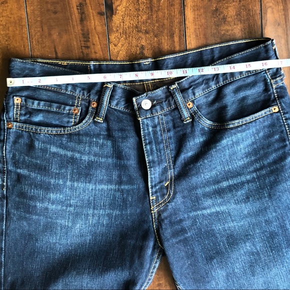 LEVI’S shorts - Picture 4 of 10